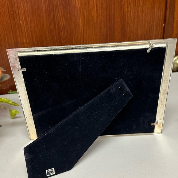 Vintage silver plated Yellow Enamel with Rhinestone double photo frame - Picture 4 of 14